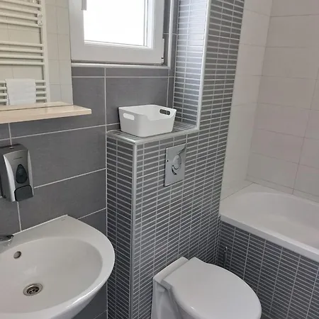 Apartment New! Lux F In Near The Sea Makarska